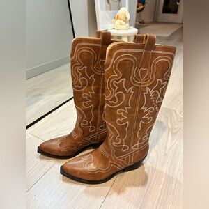 Western cowboy boots